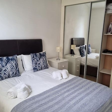 Апартаменты Stunning 2 Bed/2 Bath Flat In Waterloo, Лондон Экстерьер фото